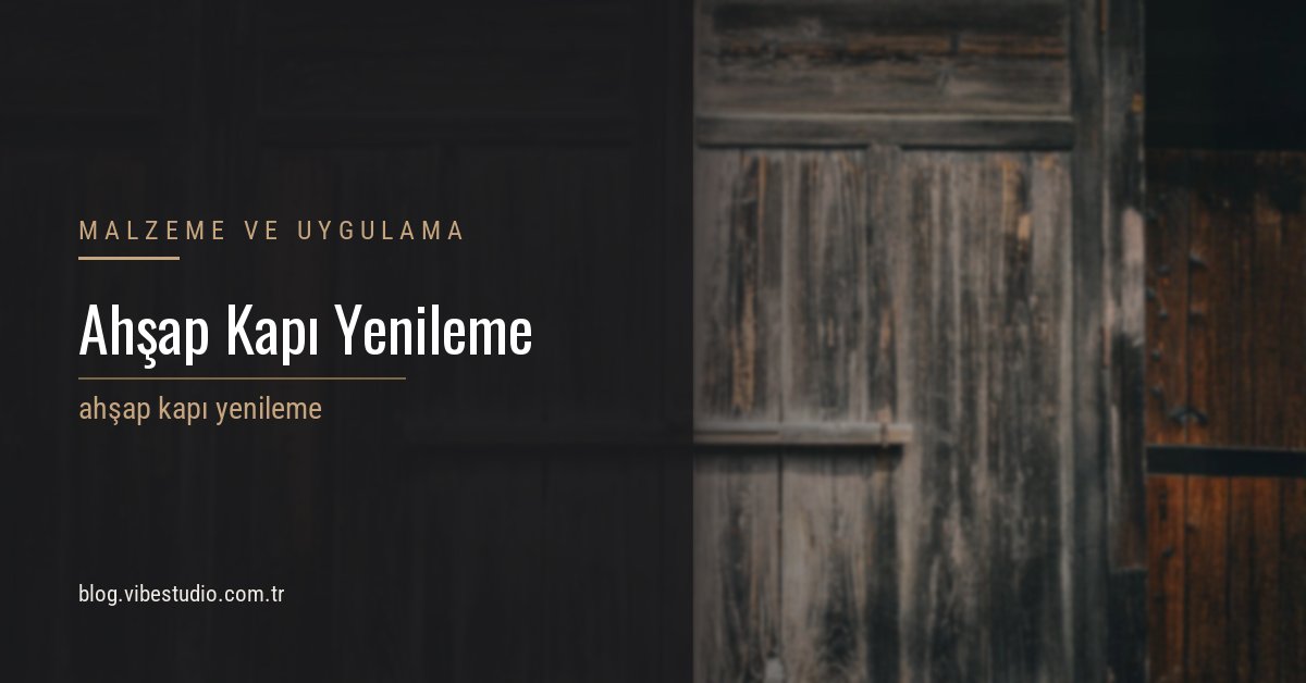 Yıpranmış rustik bir ahşap kapının yüzey dokusu ve işçilik detayı