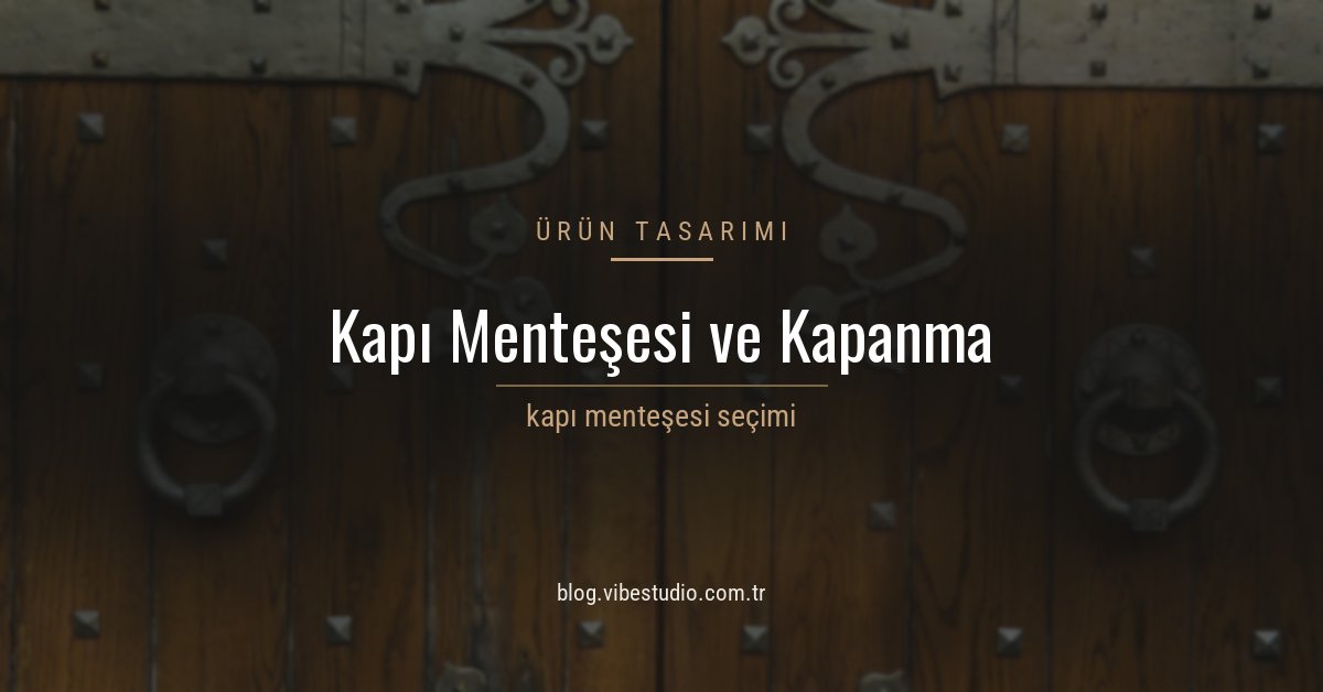 Kapı kasasında menteşe ve montaj detayının yakın çekim görünümü